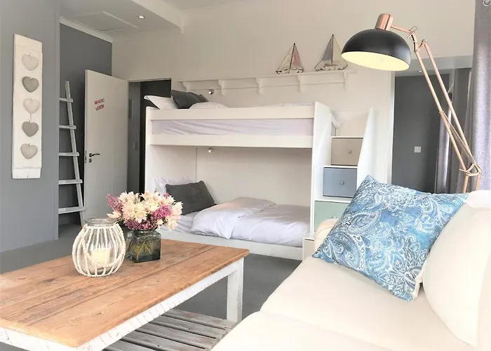 5 Options Guest House